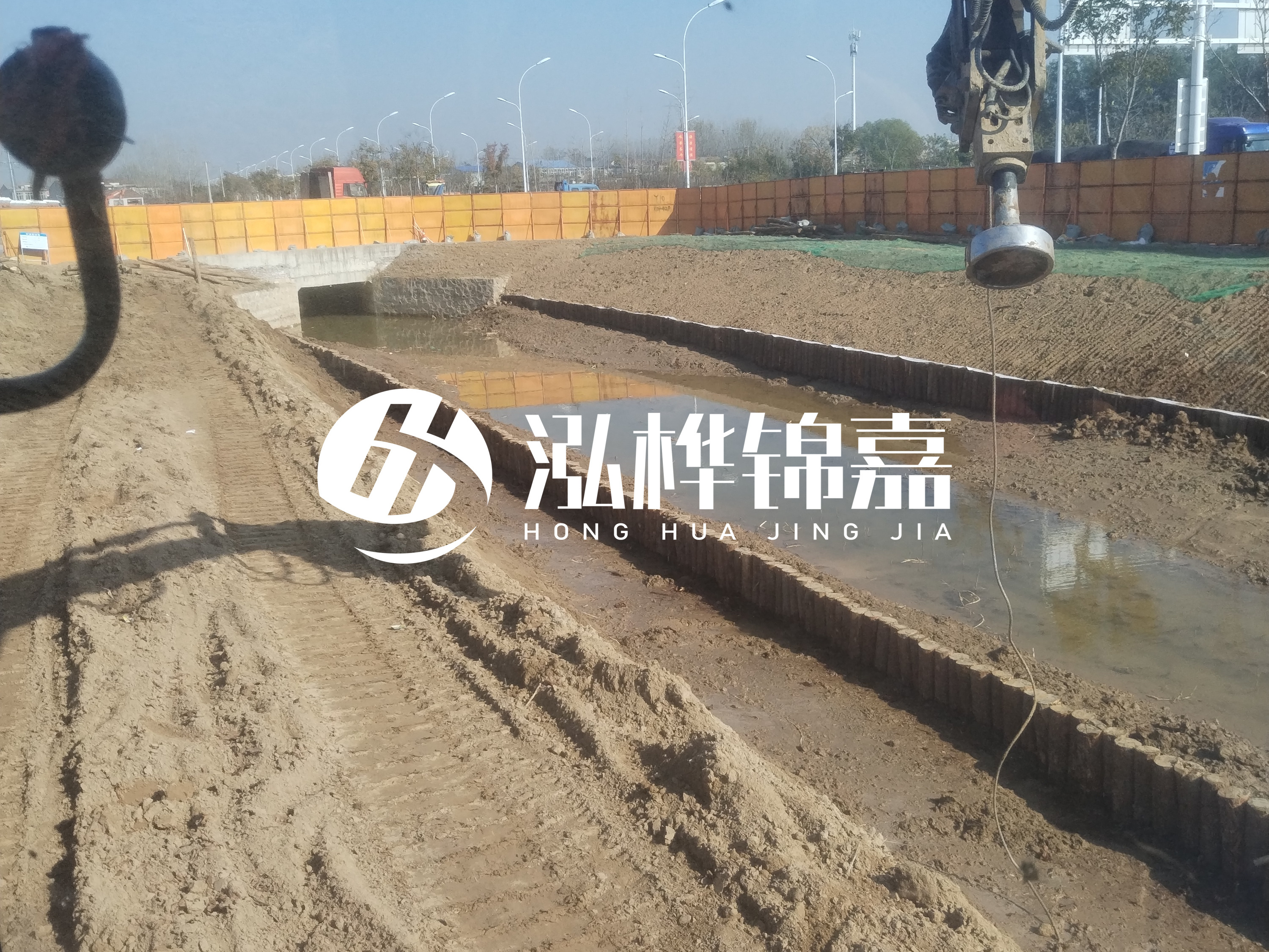 木樁打入地下作用是什么？松木樁在地底下會爛嗎？